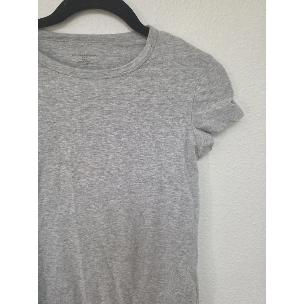Banana Republic Women's T-Shirt Size S Grey Crew Neck Cotton Short Sleeve Tee